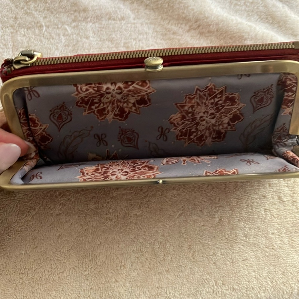 HOBO Red Wallet with Zipper Closure and Smooth Leather Finish. - Picture 6 of 10
